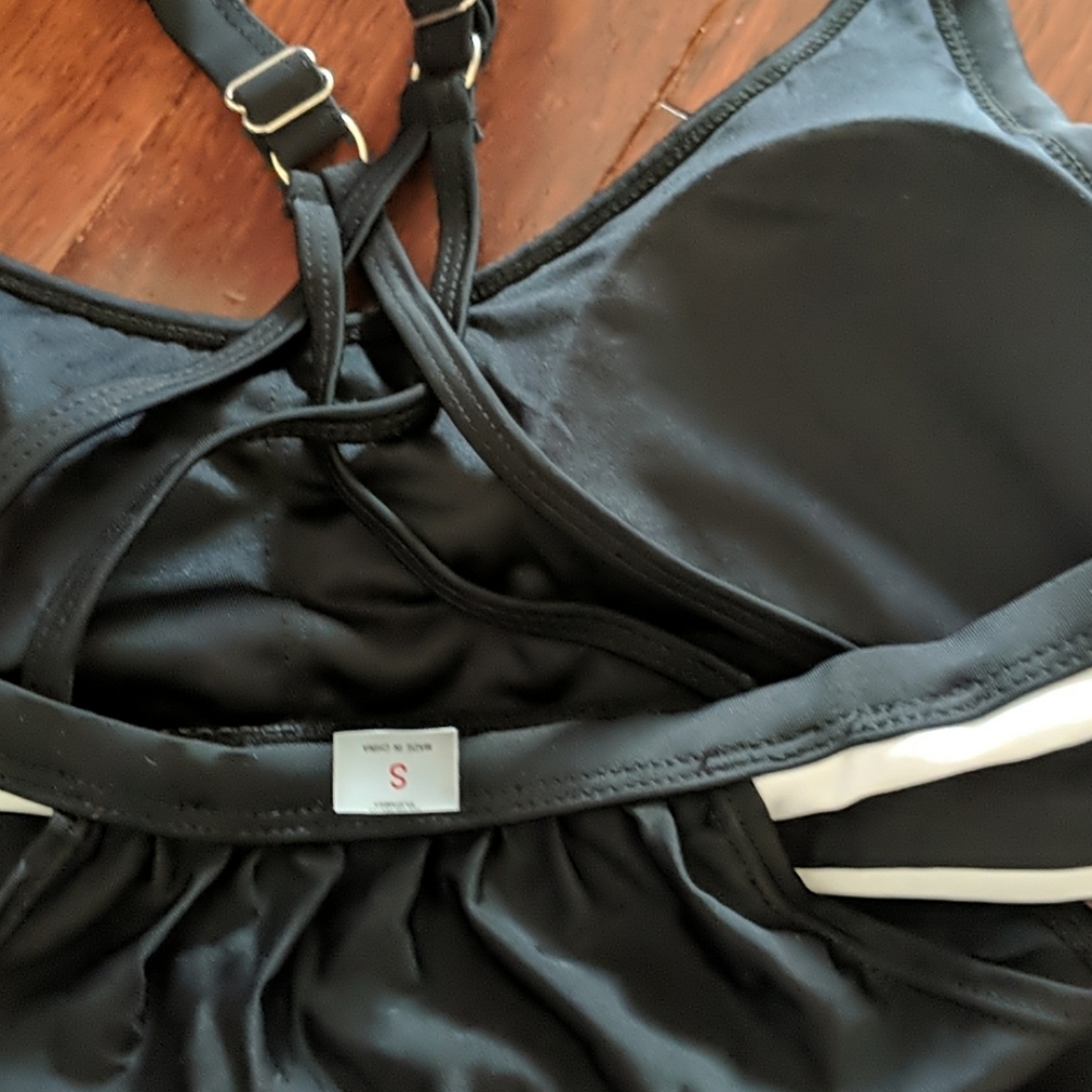 Black & White Tankini NWOT Never Worn - Picture 4 of 4